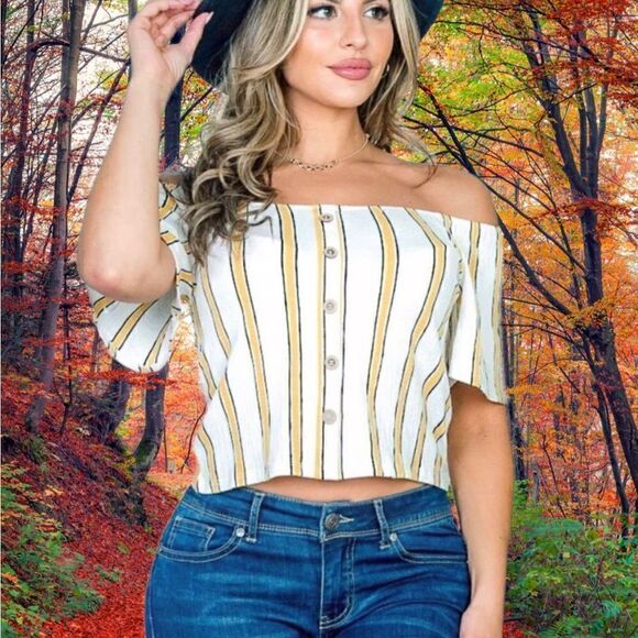 Love Tree crop top - Picture 2 of 3